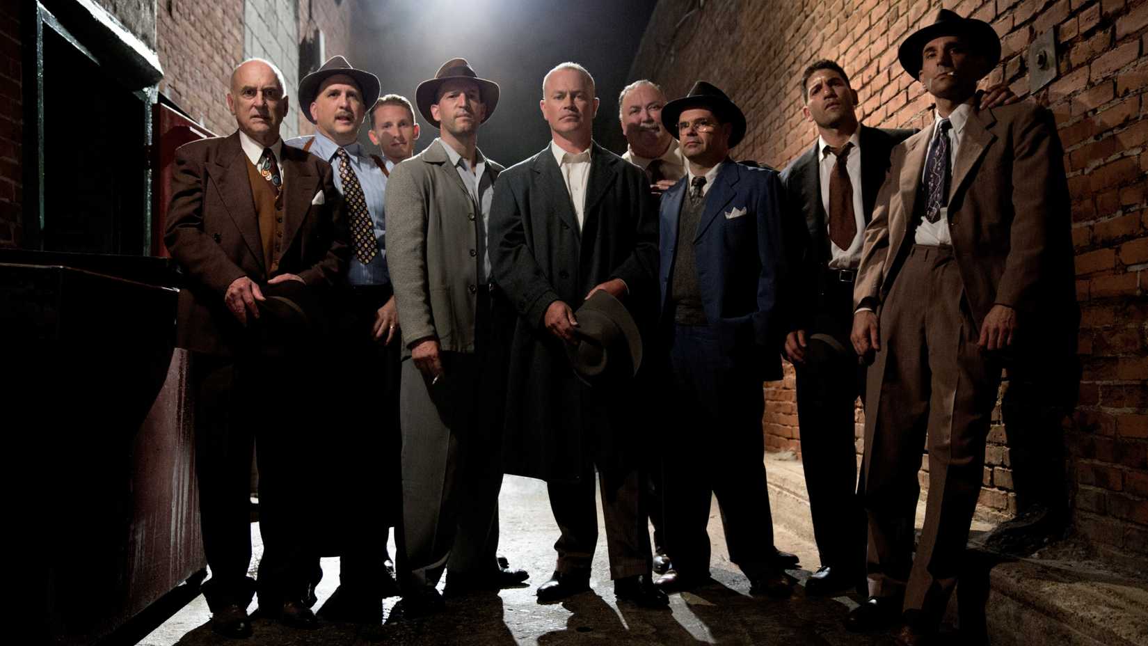O elenco de Mob City