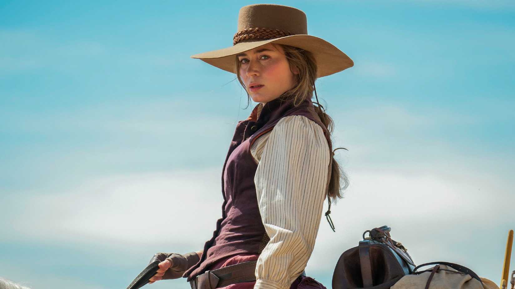 Emily Blunt a cavalo em The English