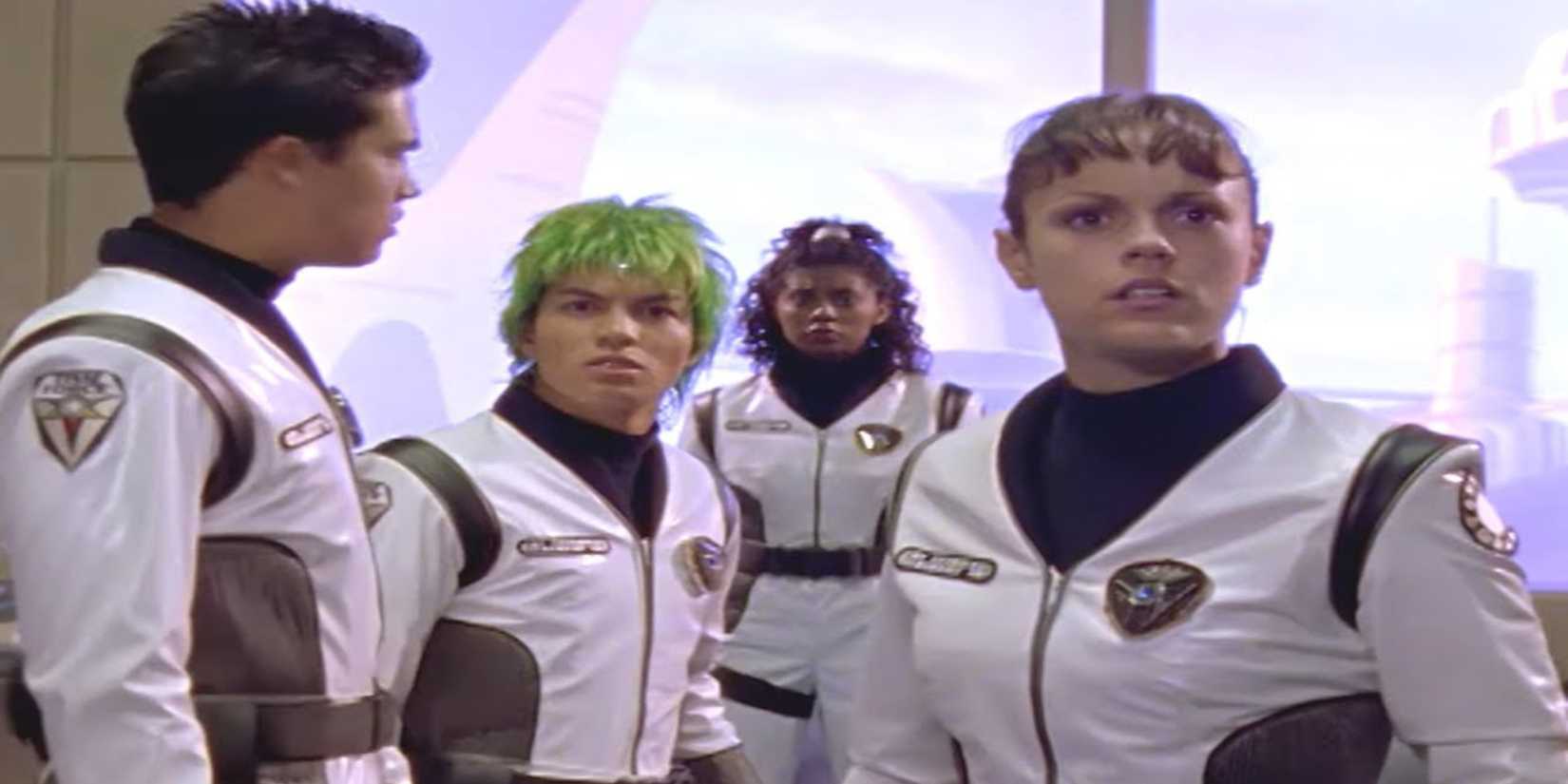 Os Rangers de Power Rangers Time Force fora de seus trajes