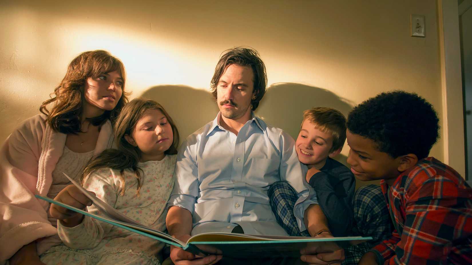 Jack e Rebecca com os Três Grandes filhos em This Is Us