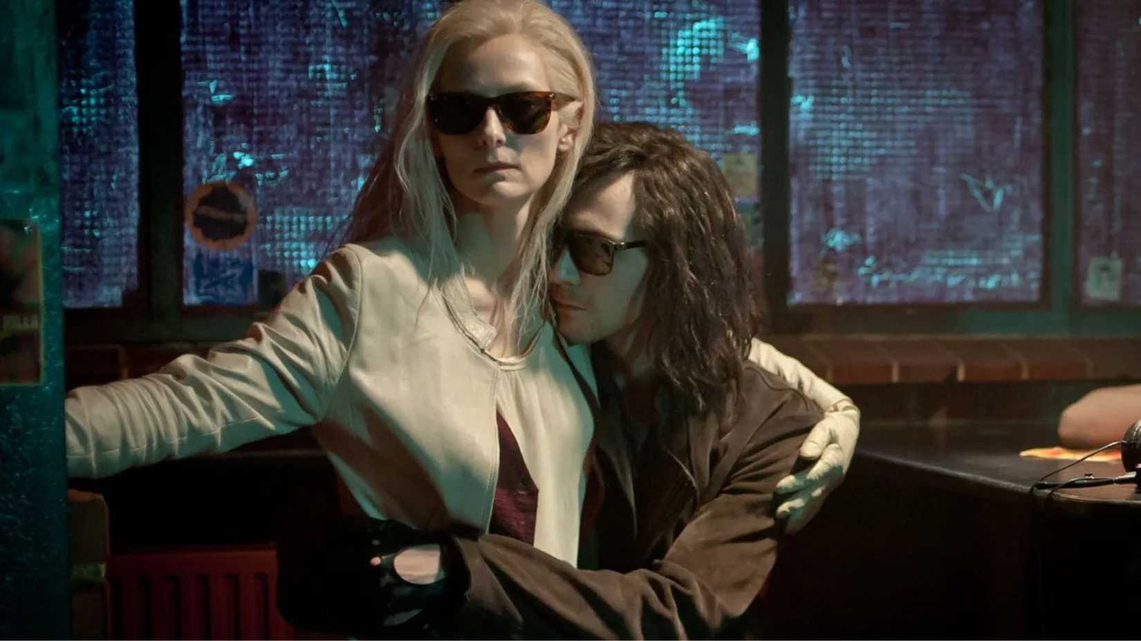 Tilda Swinton als Eve und Tom Hiddleston als Adam in Only Lovers Left Alive