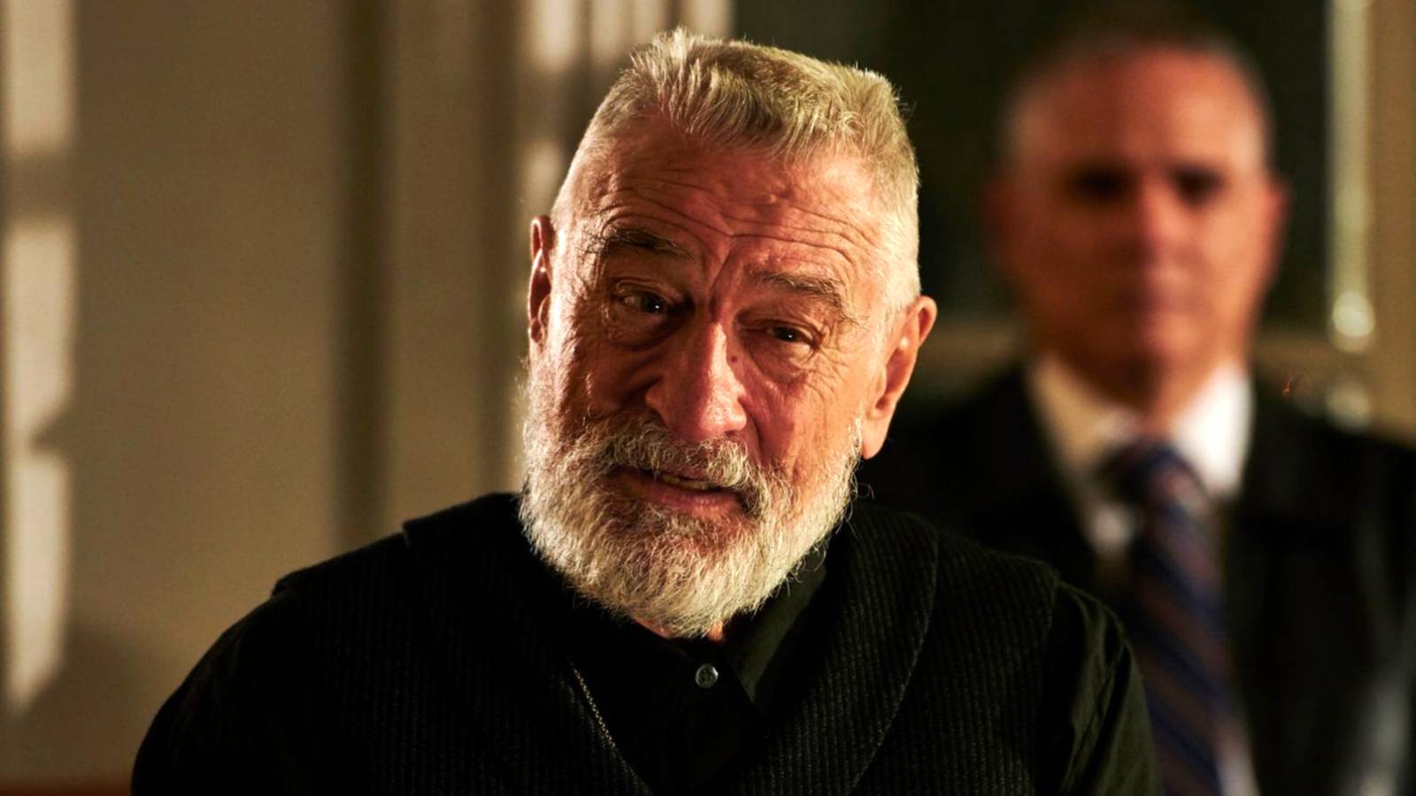 Robert De Niro's 2025 Action Thriller With Dismal 8% RT Score Becomes Instant Streaming Sensation After Quiet Theatrical Release