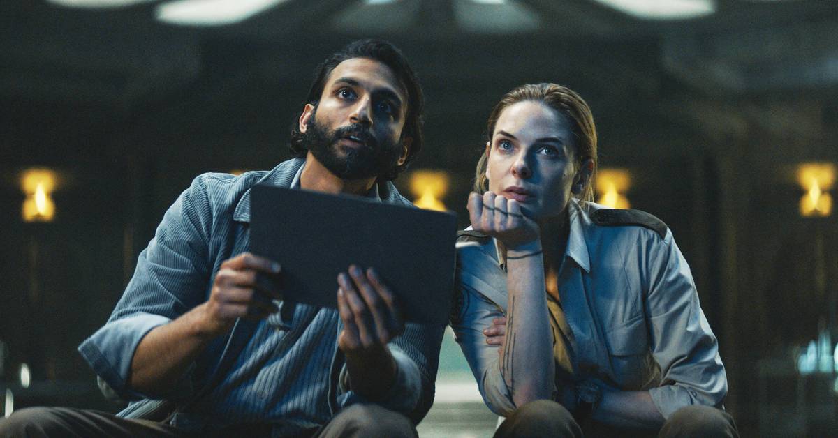 screenrant.com - Dhruv Sharma - Silo Season 3's Release Window Confirms Its End Is Near, But It Has The Perfect Spinoff Opportunity