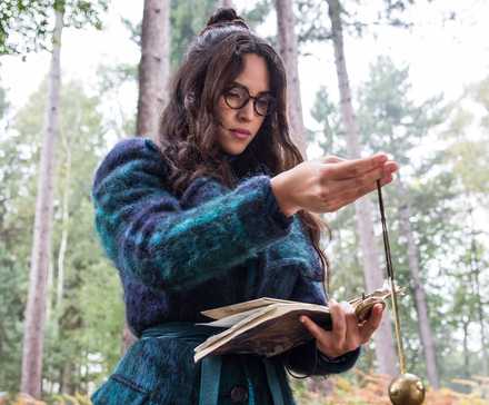 10 Fantasy Shows That Are Even Better The Second Time Around 3 Adria Arjona in Good Omens season 1