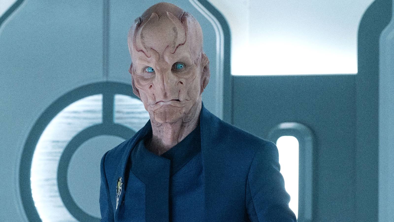 Doug Jones Pitches Ideal Saru & T'Rina Star Trek Spinoff 2 Years After Discovery
