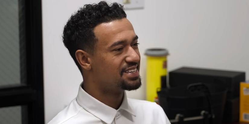 Anthony Norman em Jury Duty: Company Retreat