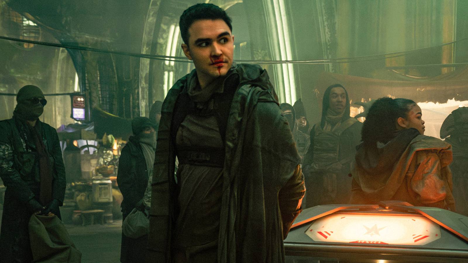 Star Trek's Hilariously Bizarre Glitter Vomit Joke Explained By Jonathan Frakes