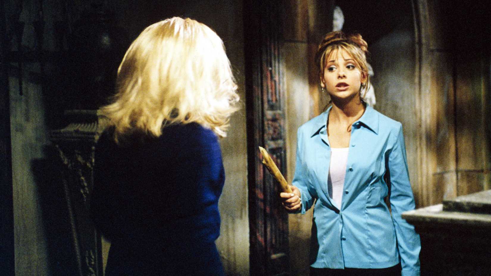 Buffy em luta contra Darla