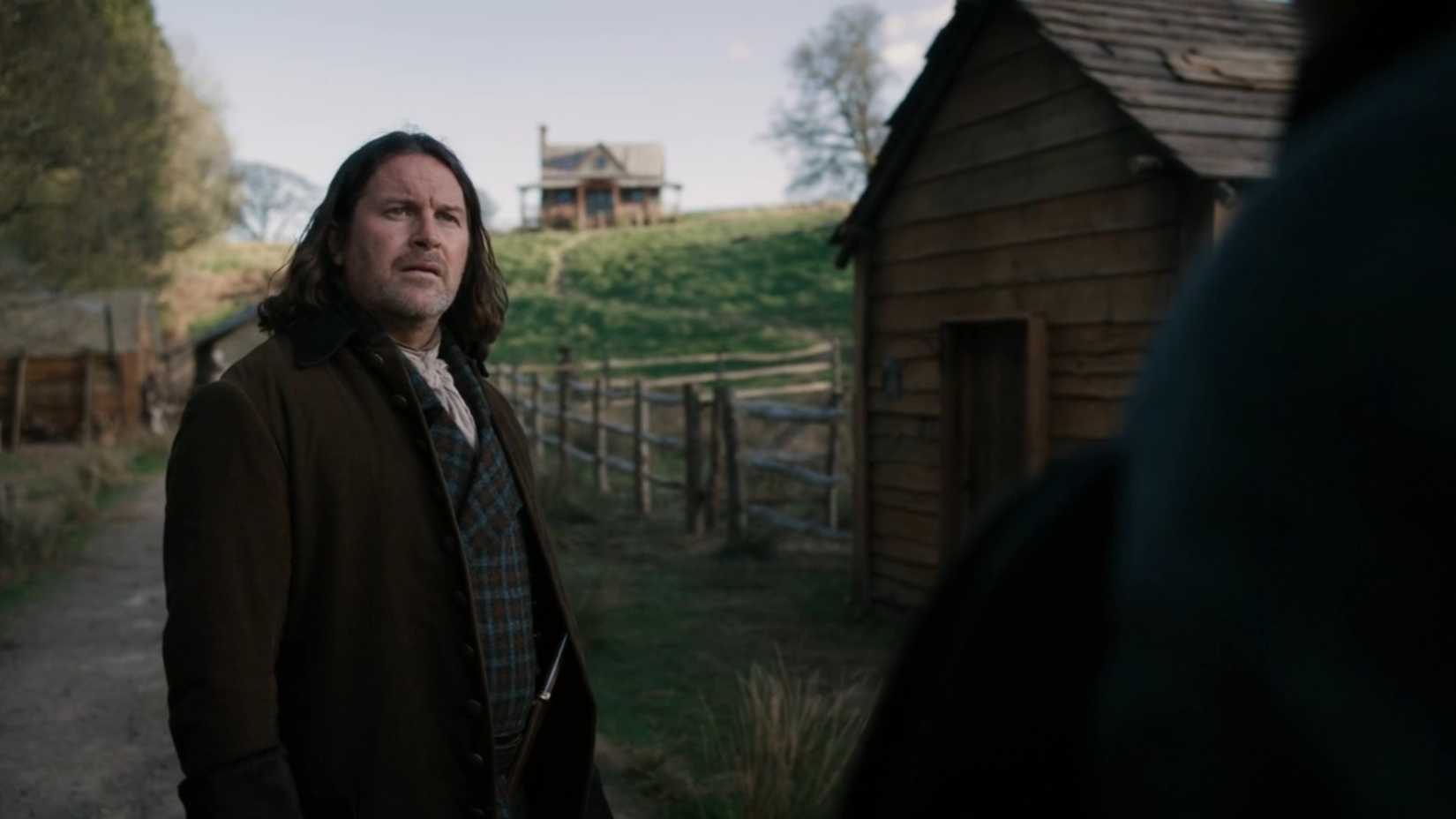 Capitão Cunningham na temporada 8 de Outlander