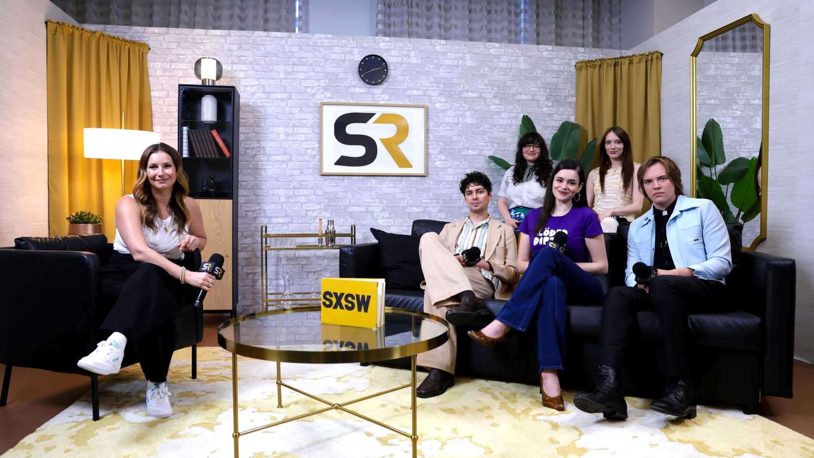 Chandler Levack, Barbie Ferreira, Devon Bostick, Stanley Simon, Juliette Gariépy with Ash Crossan in ScreenRant's SXSW media suite for Mile End Kicks