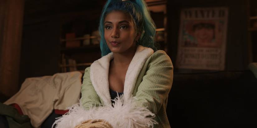 Charithra Chandran como Vivi na segunda temporada de One Piece.