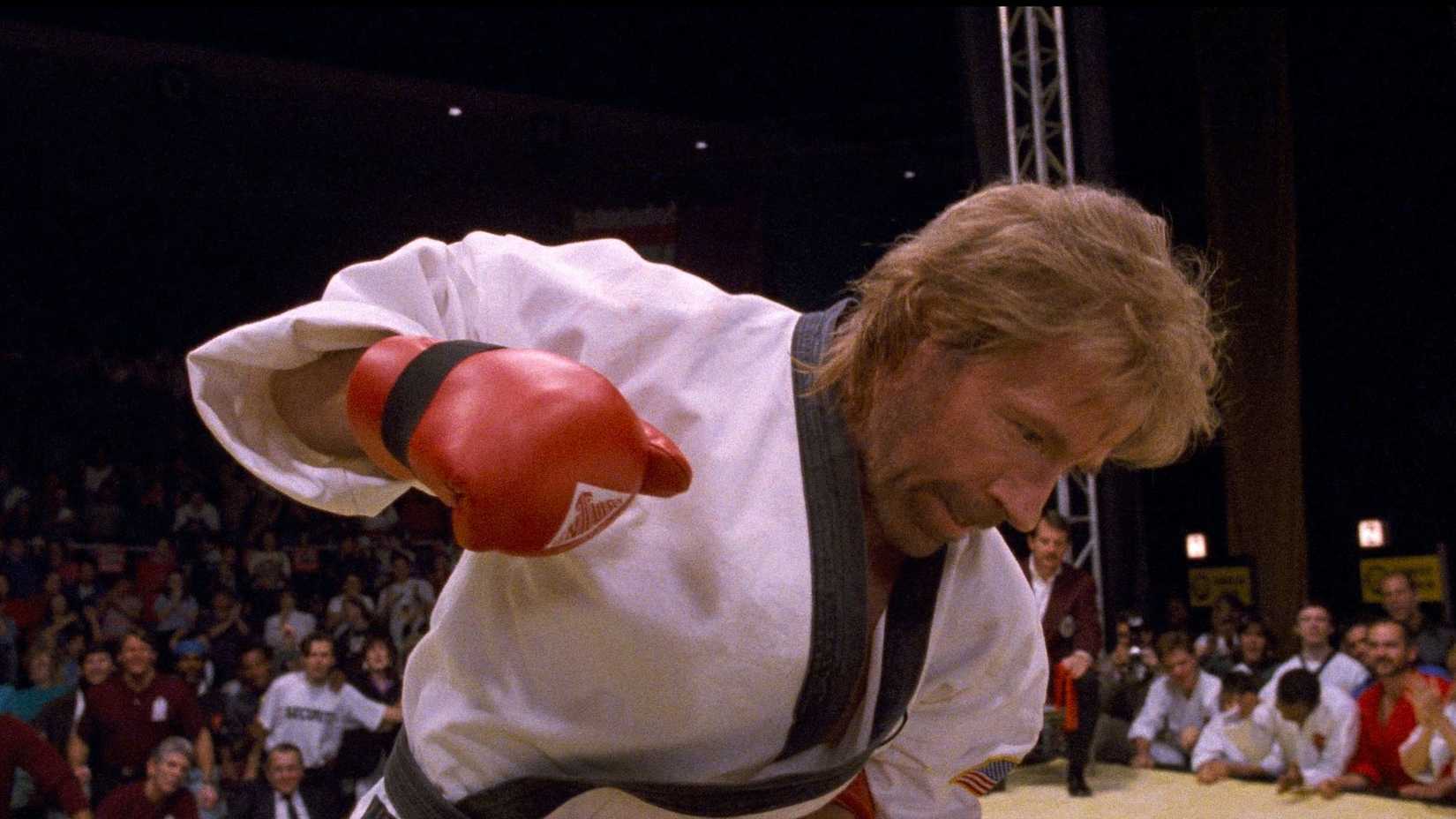 Chuck Norris' 15 Best Movies, Ranked 2 Chuck Norris playing himself fighting in Sidekicks