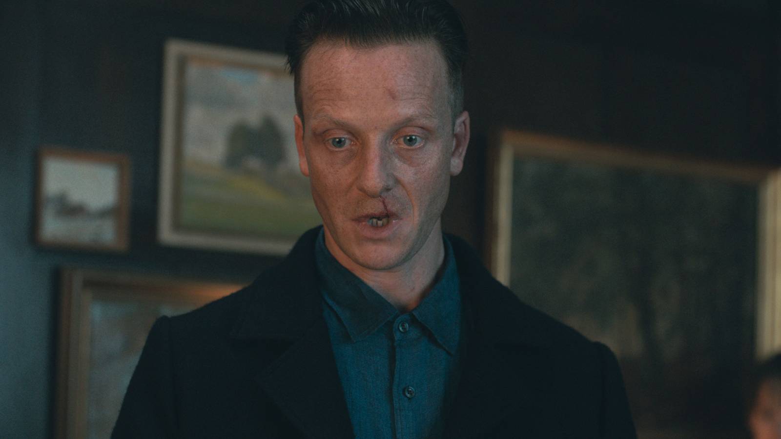 Dark: Netflix's Time Travel Sci-Fi Masterpiece Is Still Great