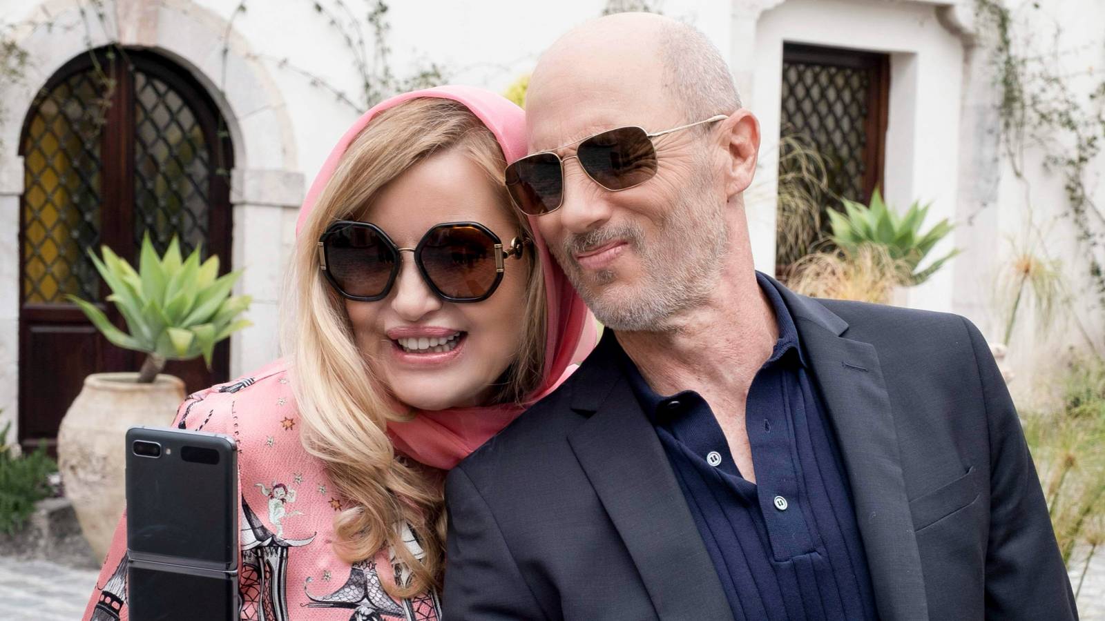 Netflix’s Hit 9-Part Comedy With 8 Emmy Wins Seems More Like White Lotus In Season 2