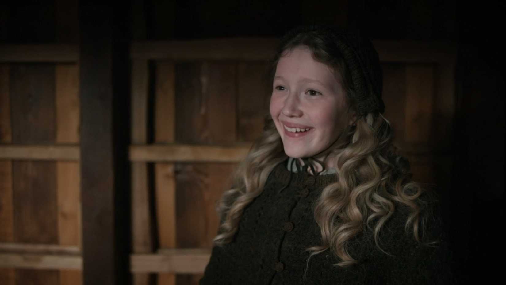 Fanny Pocock smiling in Outlander season 8