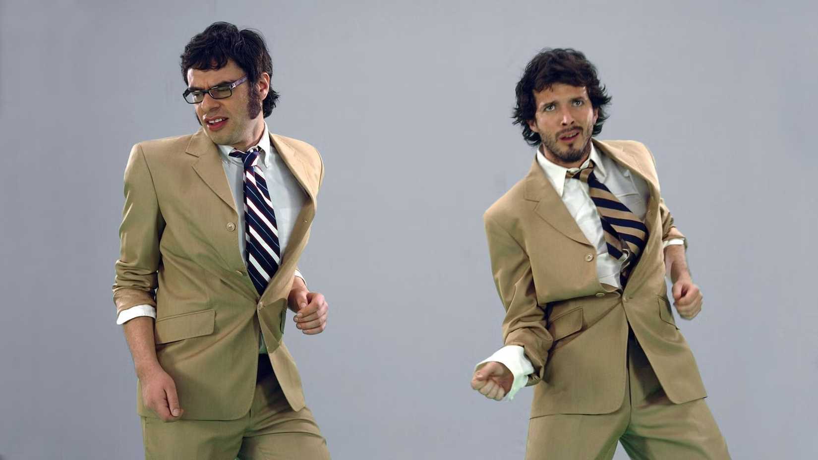 Brett and Jemaine dance in Flight of the Conchords