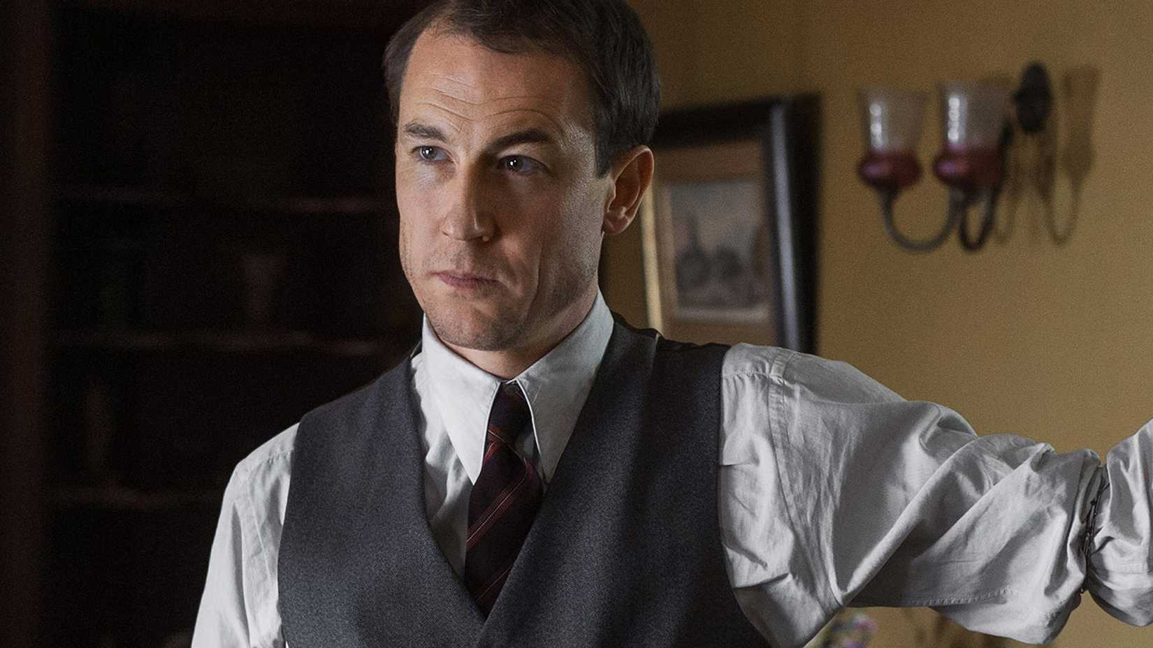 Frank Randall em Outlander