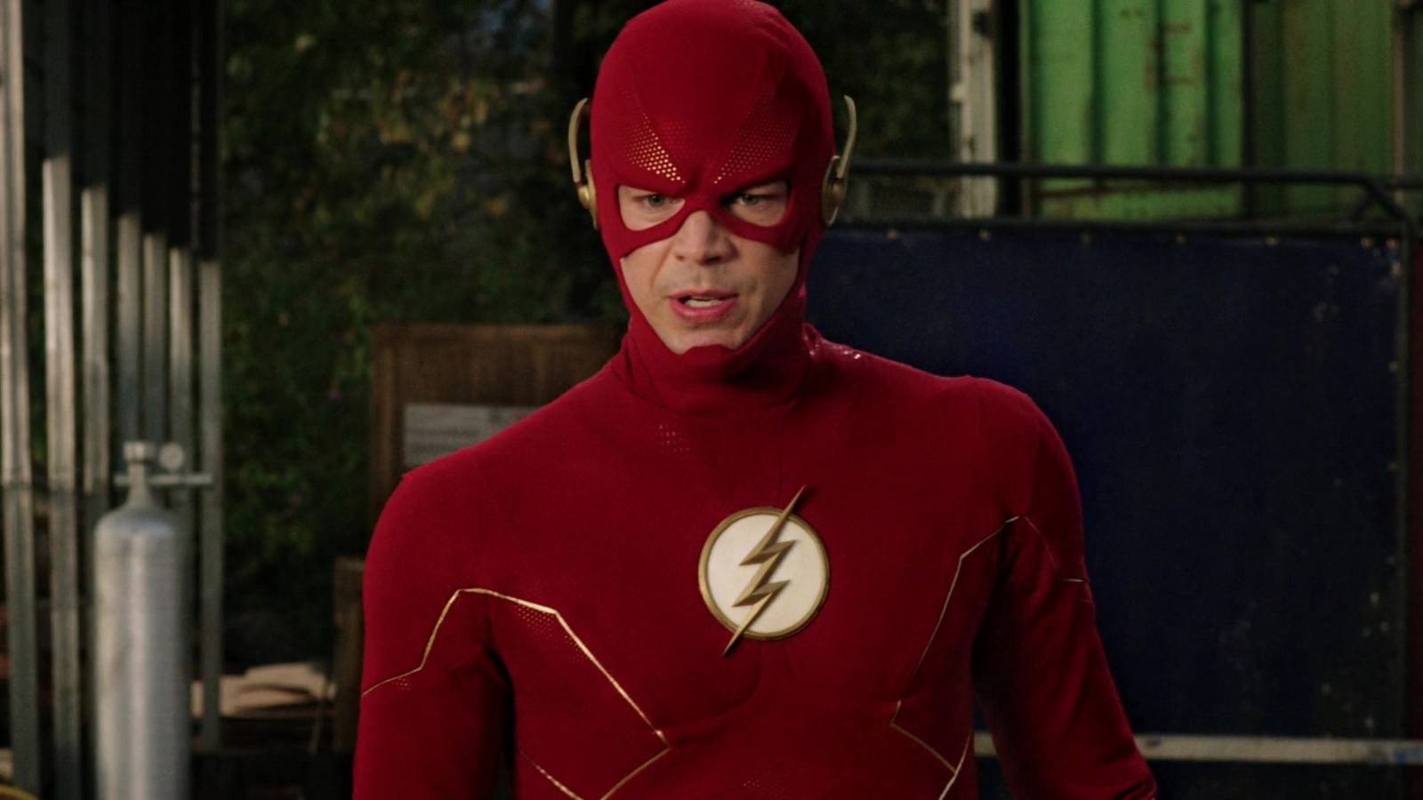 Grant Gustin looking concerned as The Flash in the Arrowverse