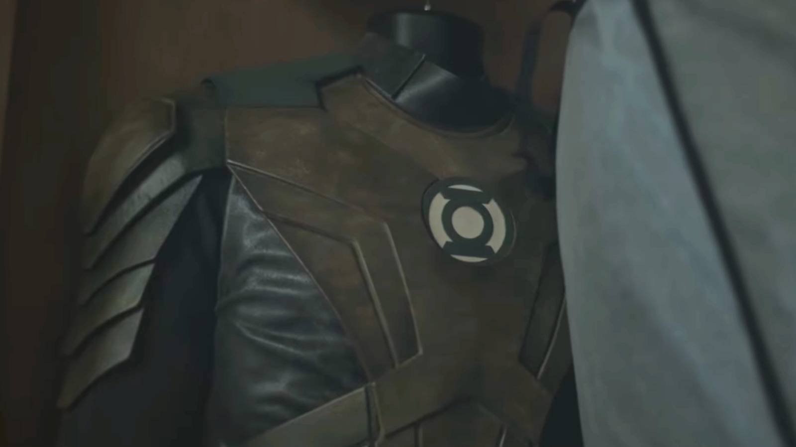 All 6 Live-Action Green Lantern Costumes, Ranked By Comics Accuracy