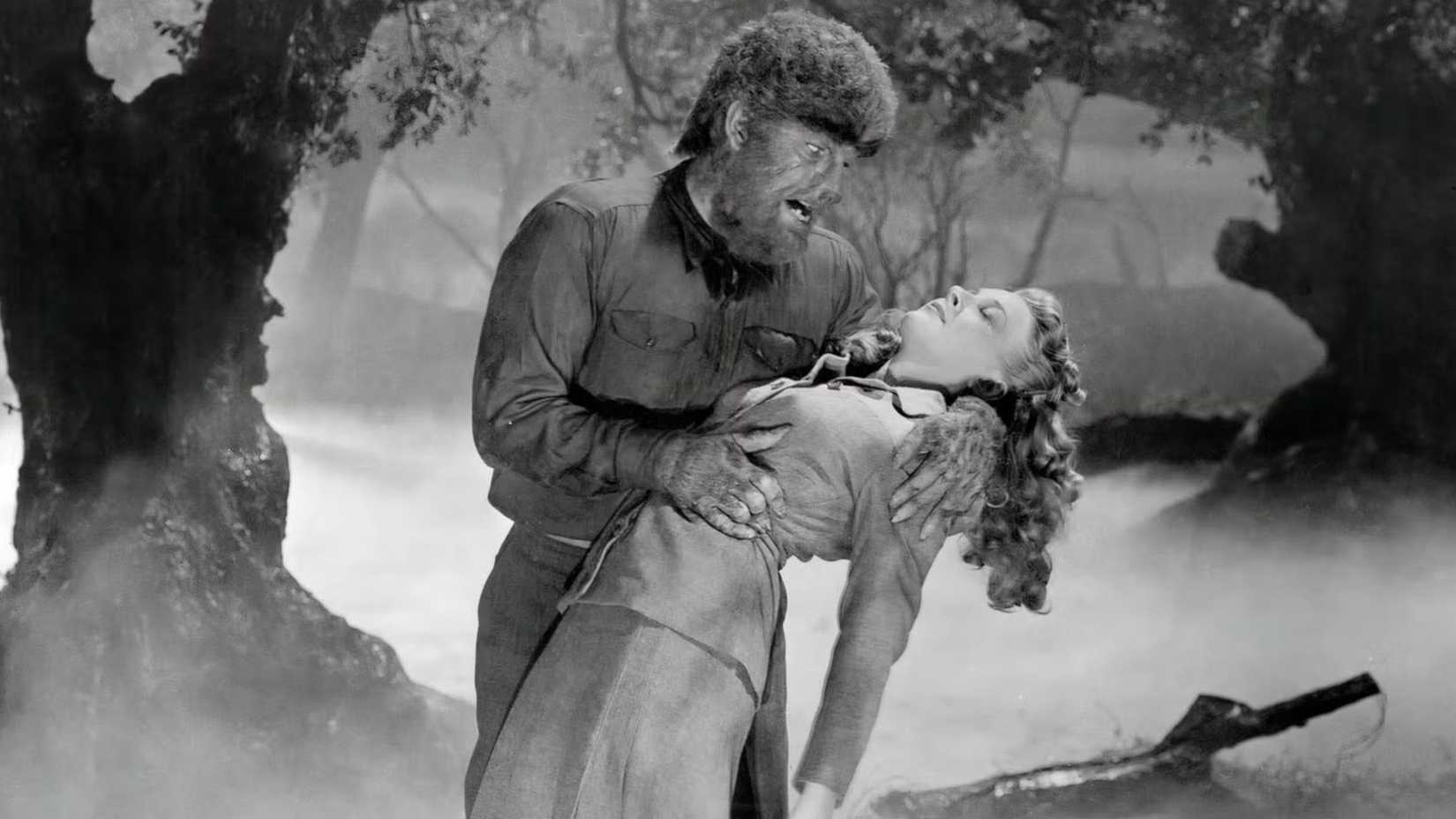 10 Horror Movie Monsters Who Didn't Deserve Their Endings 6 Gwen and the Wolf Man from The Wolf Man (1941)