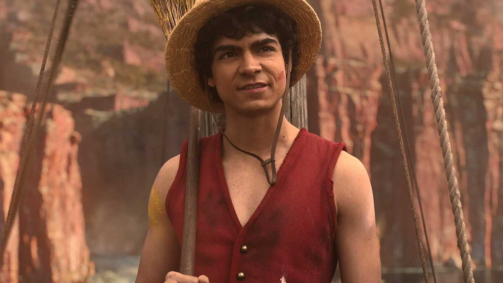 Inaki Godoy como Luffy na adaptação live-action de One Piece.