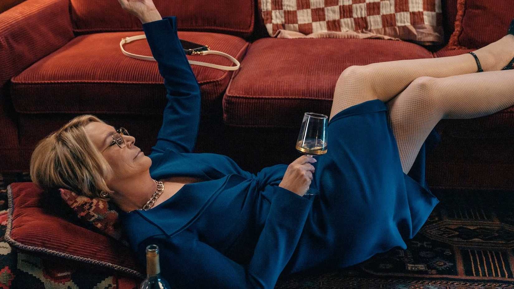 Jamie Lee Curtis na série Scarpetta