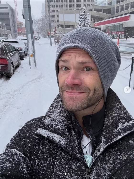 Jared Padalecki em postagem no Instagram após encerrar filmagens de Guarding Stars