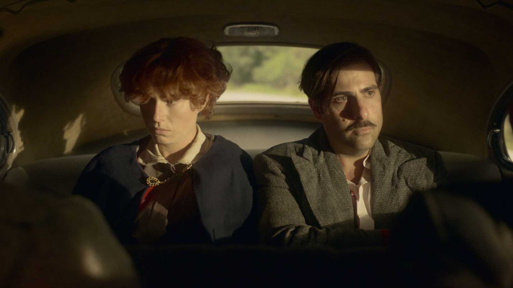 Jessie Buckley as Oraetta Mayflower and Jason Schwartzman as Josto Fadda in Fargo