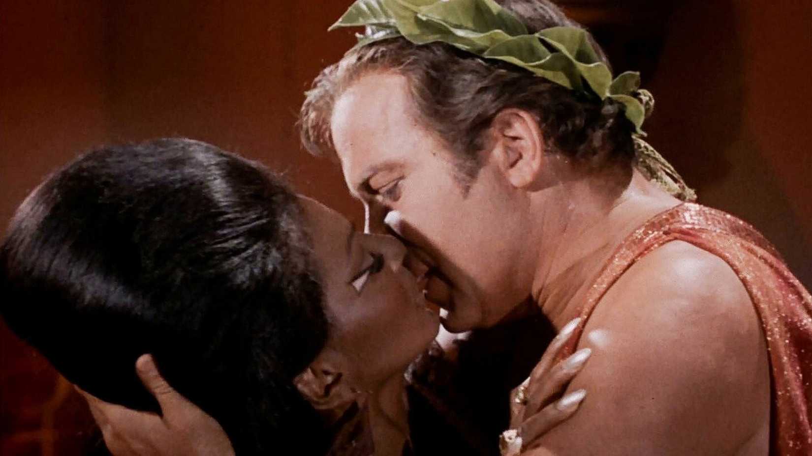 Kirk and Uhura kiss in Star Trek