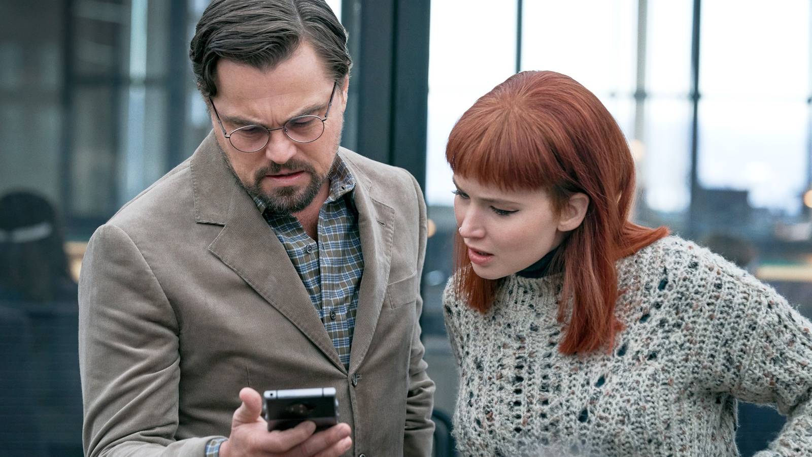 Martin Scorsese's New Thriller Gets First Look In Leonardo DiCaprio & Jennifer Lawrence Set Photos