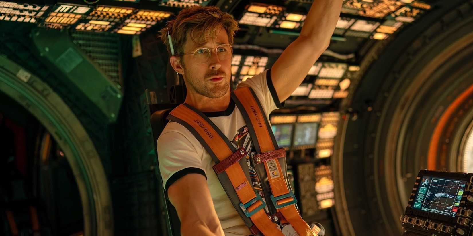 Ryan Gosling como Ryland Grace em uma nave espacial em Project Hail Mary.