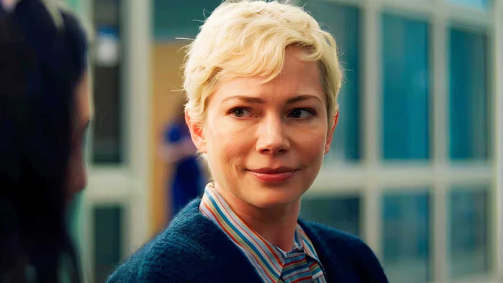 Molly (Michelle Williams) smiling in Dying for Sex