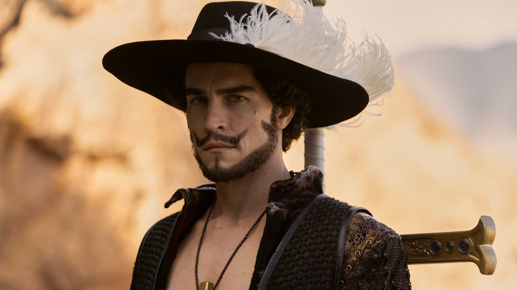 Mihawk wielding his massive sword in One Piece