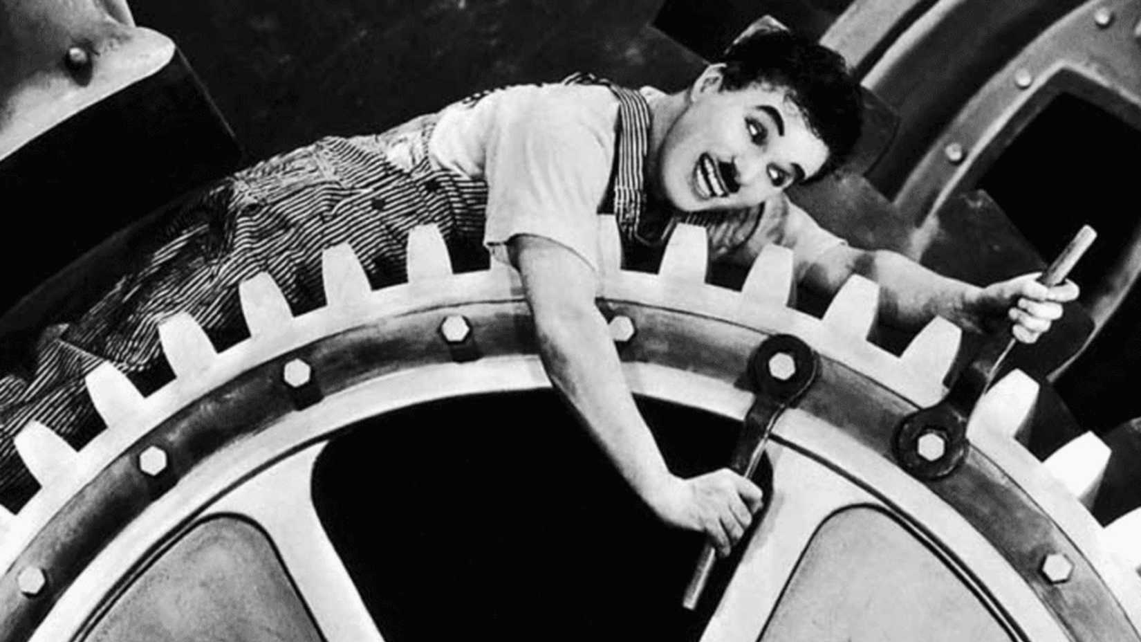 10 Great Movies Recommended by Hayao Miyazaki 4 Charlie Chaplin gets caught in a cog in Modern Times