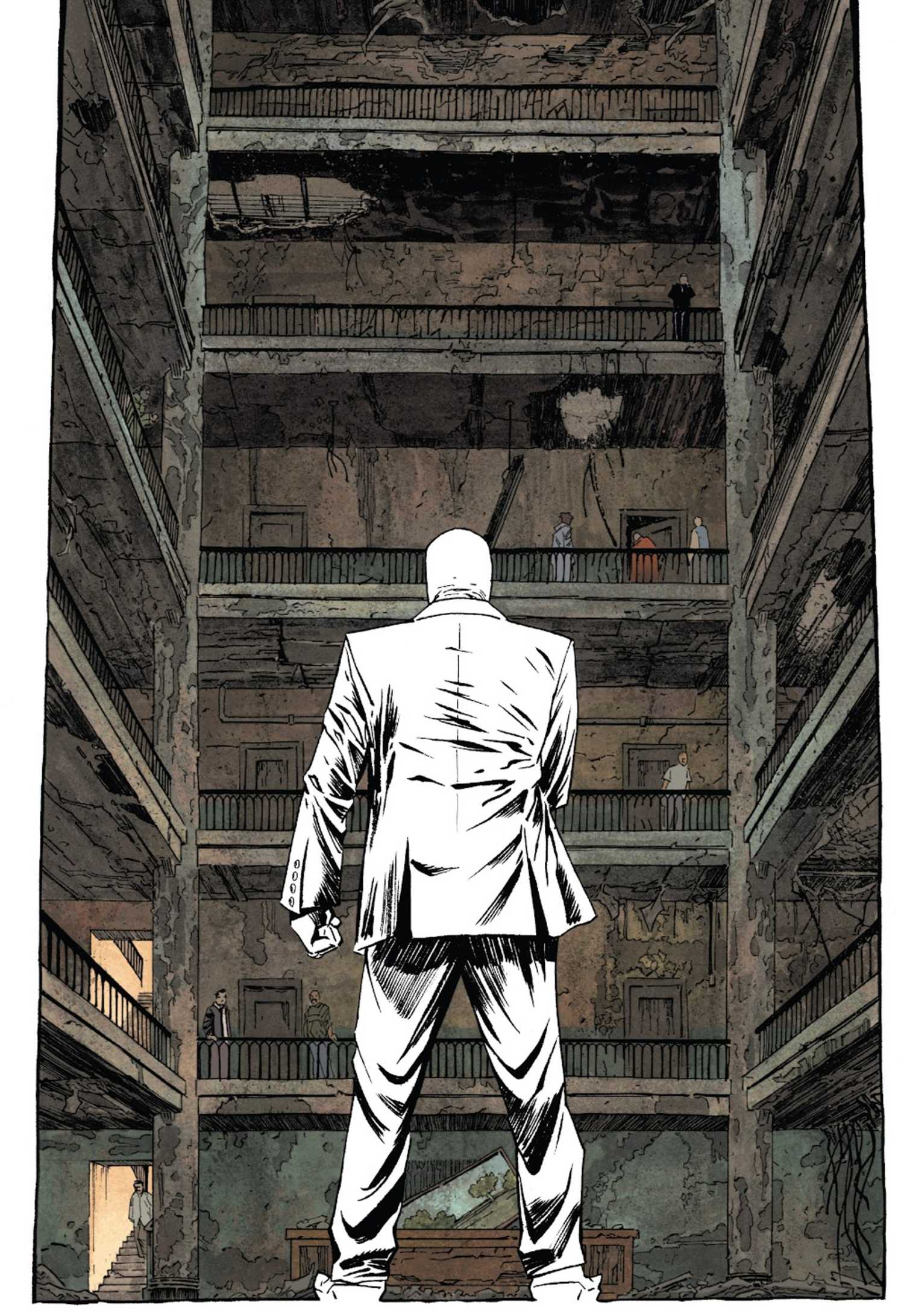 moon knight preparing to fight his way up a building