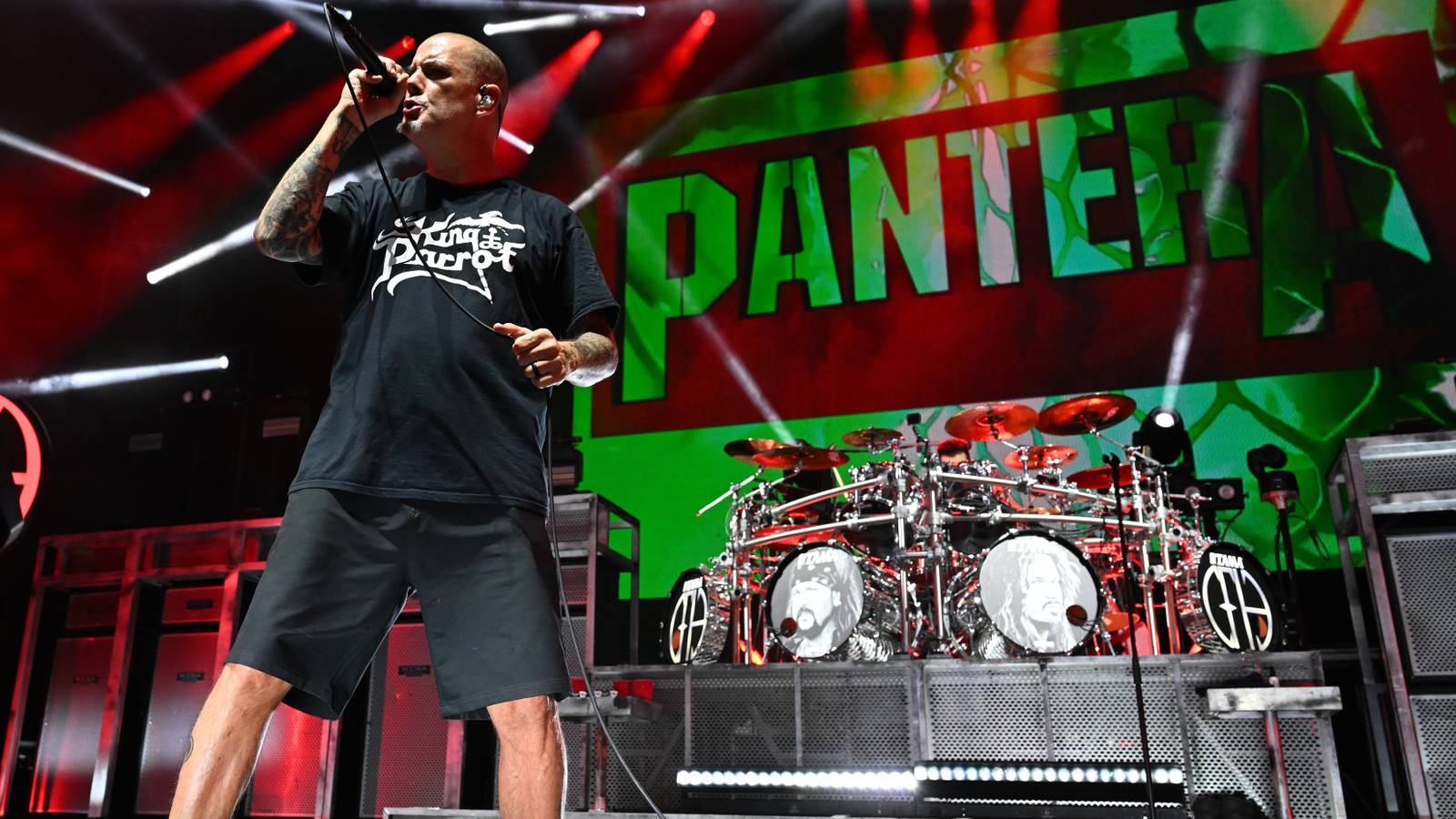 10 Rock Bands Who Were More Successful After Abandoning Their Original Sound