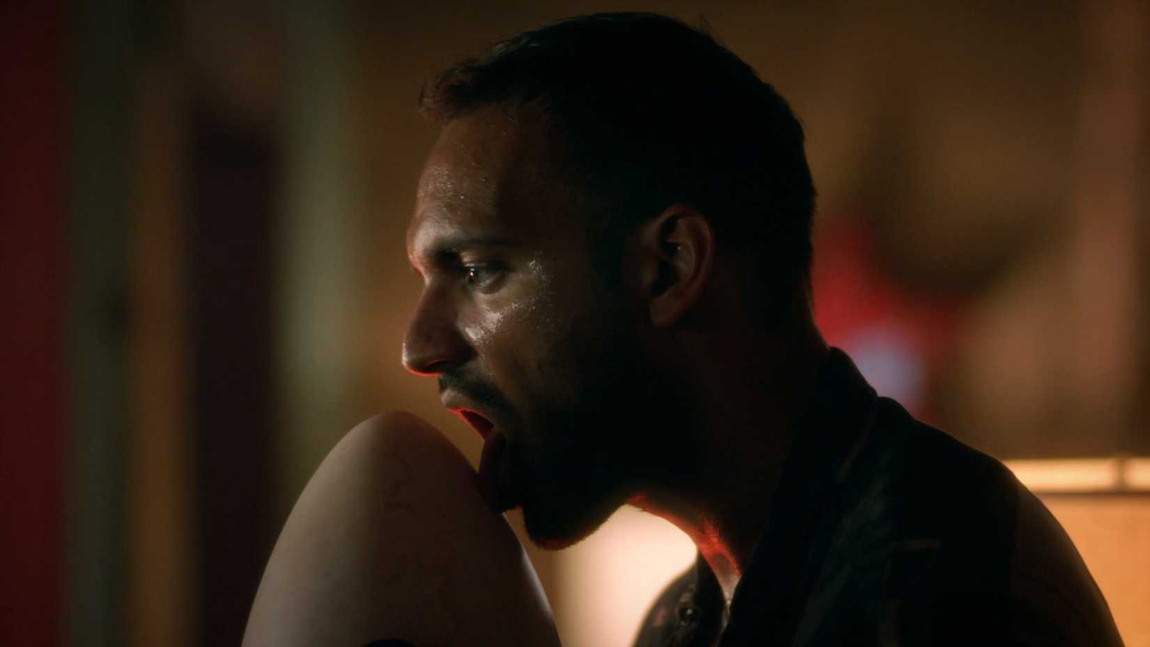 Penny licks a dragon egg in The Magicians