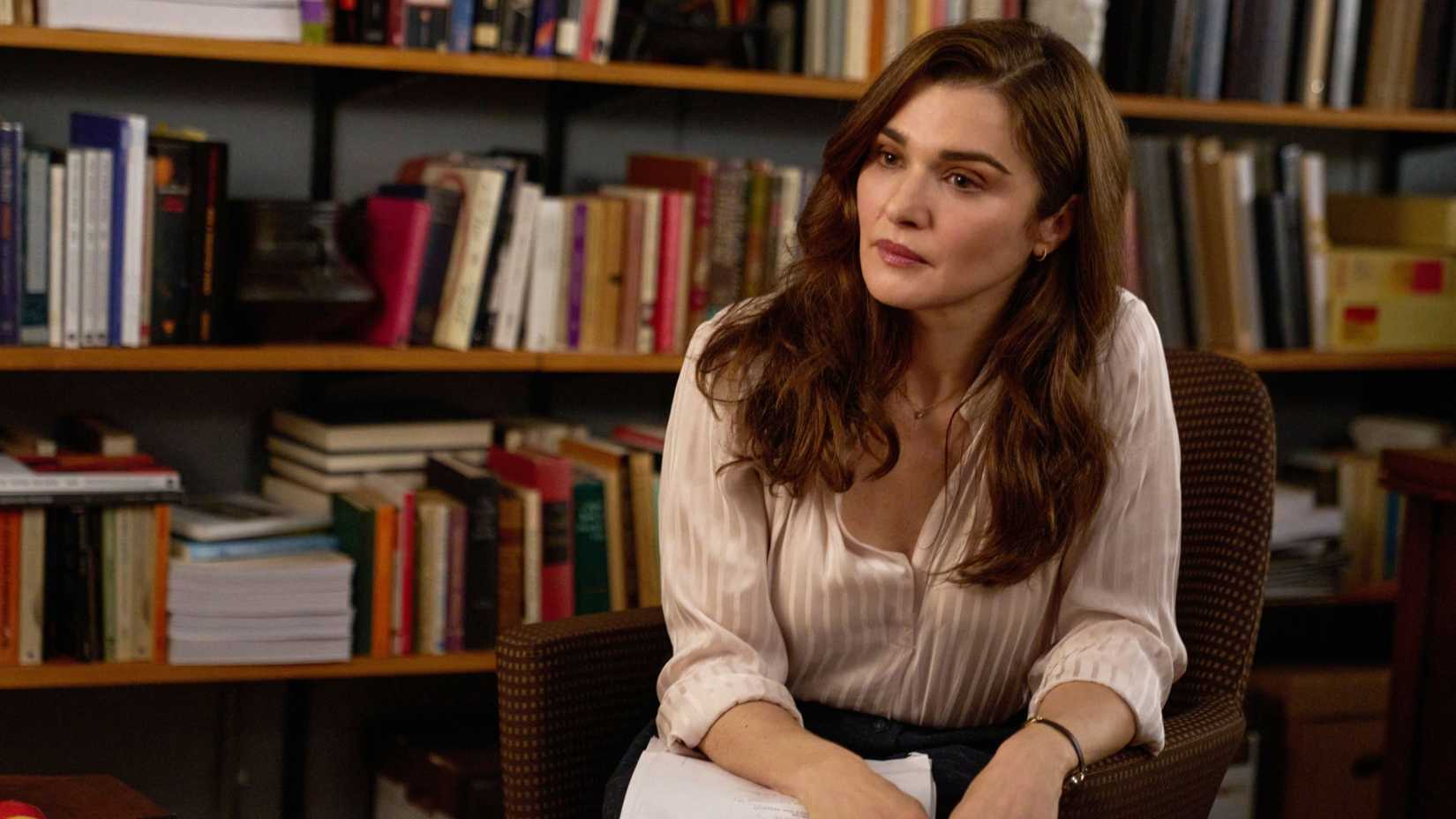 Rachel Weisz em cena da série Vladimir