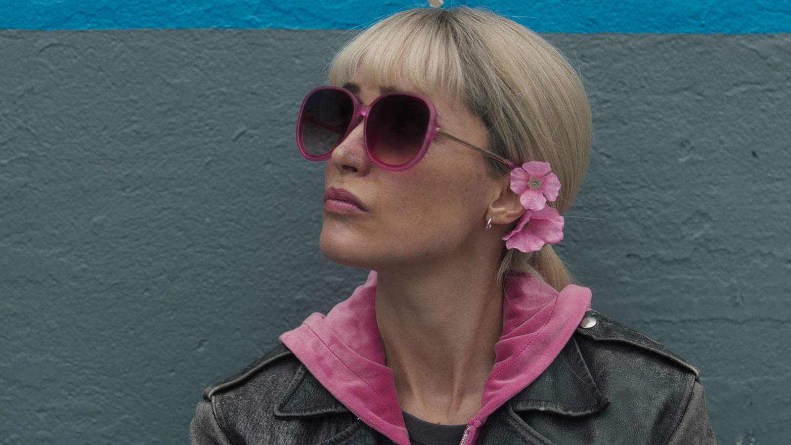 Tow Review: An Ever-Wonderful Rose Byrne Helps Elevate A Heartwarming-Yet-Familiar Drama