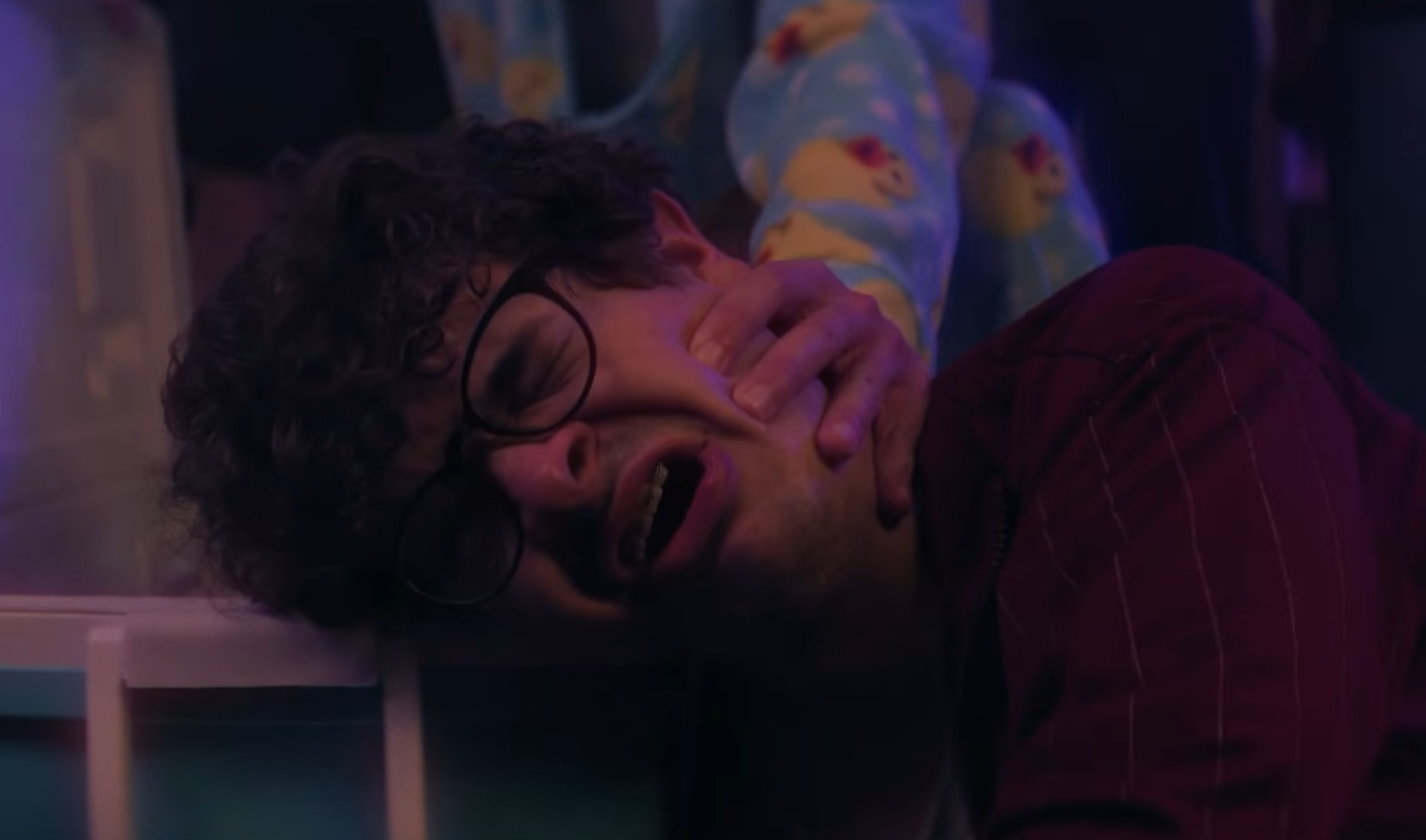 Gaten Matarazzo em cena de Pizza Movie