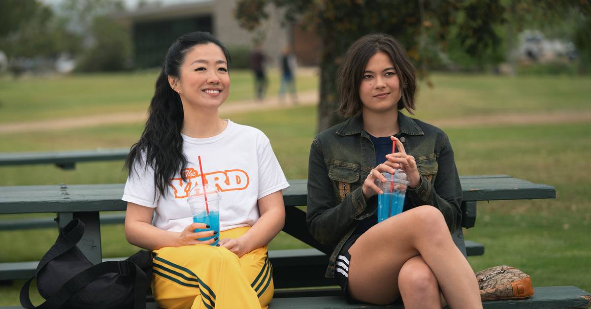 screenrant.com - Angel Shaw - Shrinking Season 3, Episode 6 Recap: Derek's Medical Emergency & A Looming Crisis