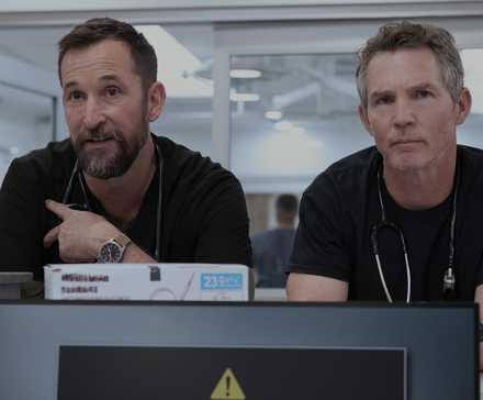 Langdon & Santos' Long-Awaited Reunion Goes Sideways 1 Dr. Robby (Noah Wyle) and Dr. Abbot (Shawn Hatosy) in The Pitt season 2, episode 9