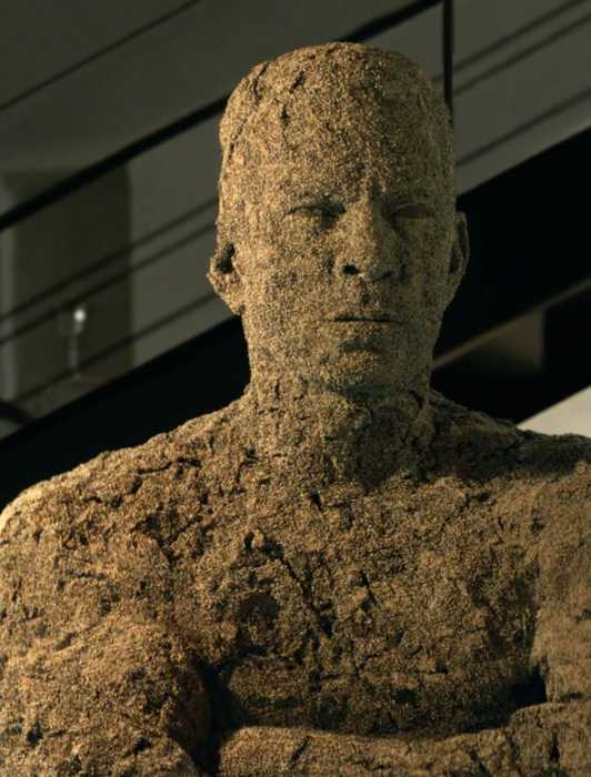 Thomas Haden Church crossing his arms as Sandman in Spider-Man No Way Home