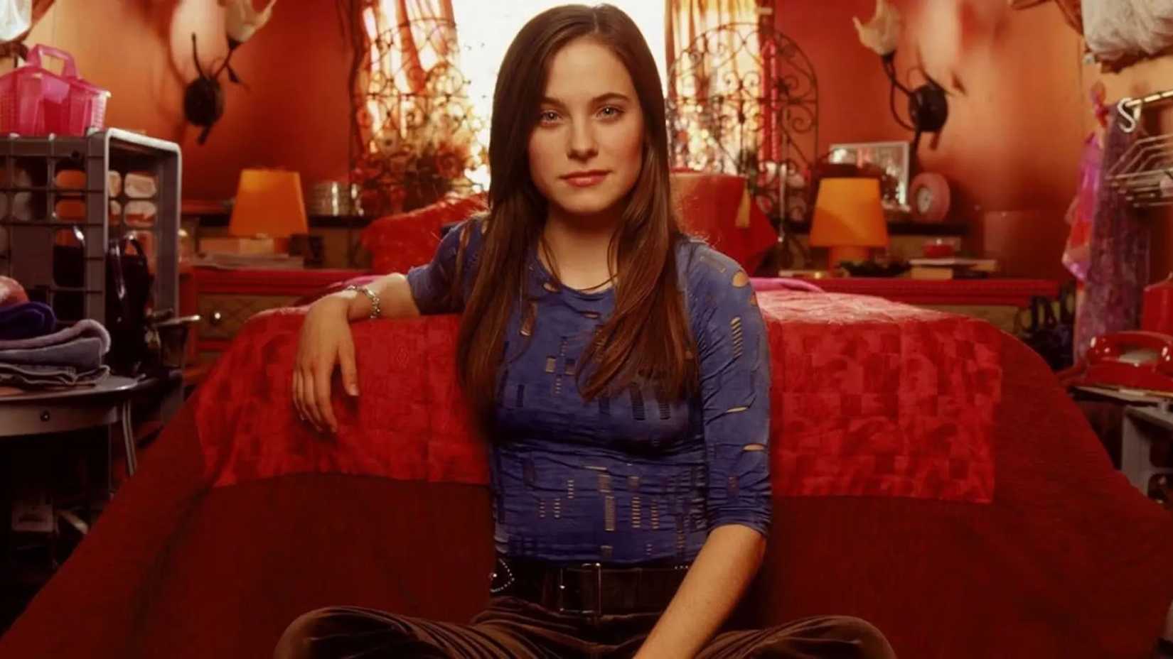 10 Underrated Cult Classic TV Shows You Should Know About 5 Wonderfalls TV show