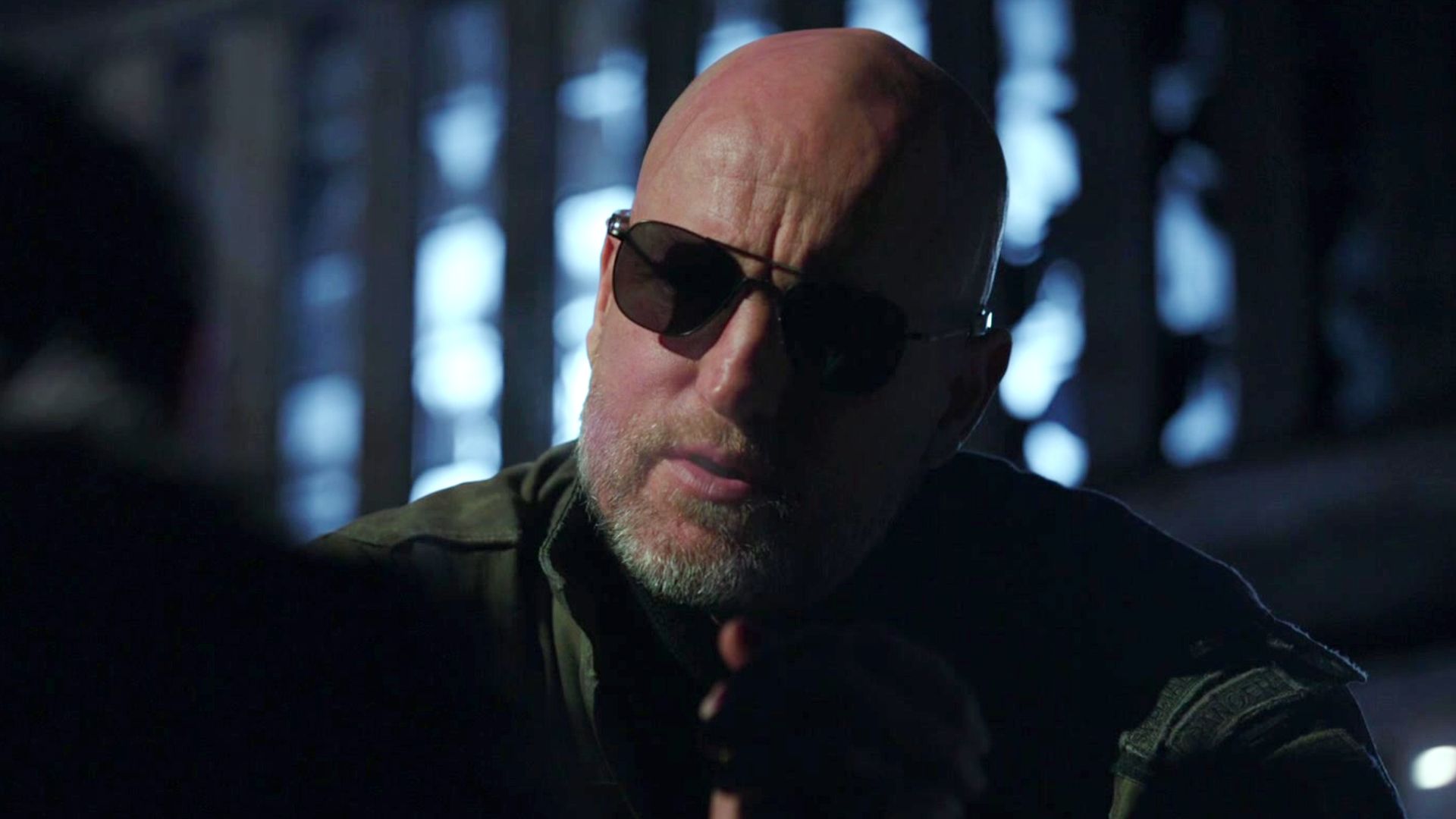 woody-harrelson-talking-to-cesar-in-war-for-the-planet-of-the-apes Disney’s $2B Post-Apocalypse Franchise Is Entering A New Streaming Era In 2 Weeks