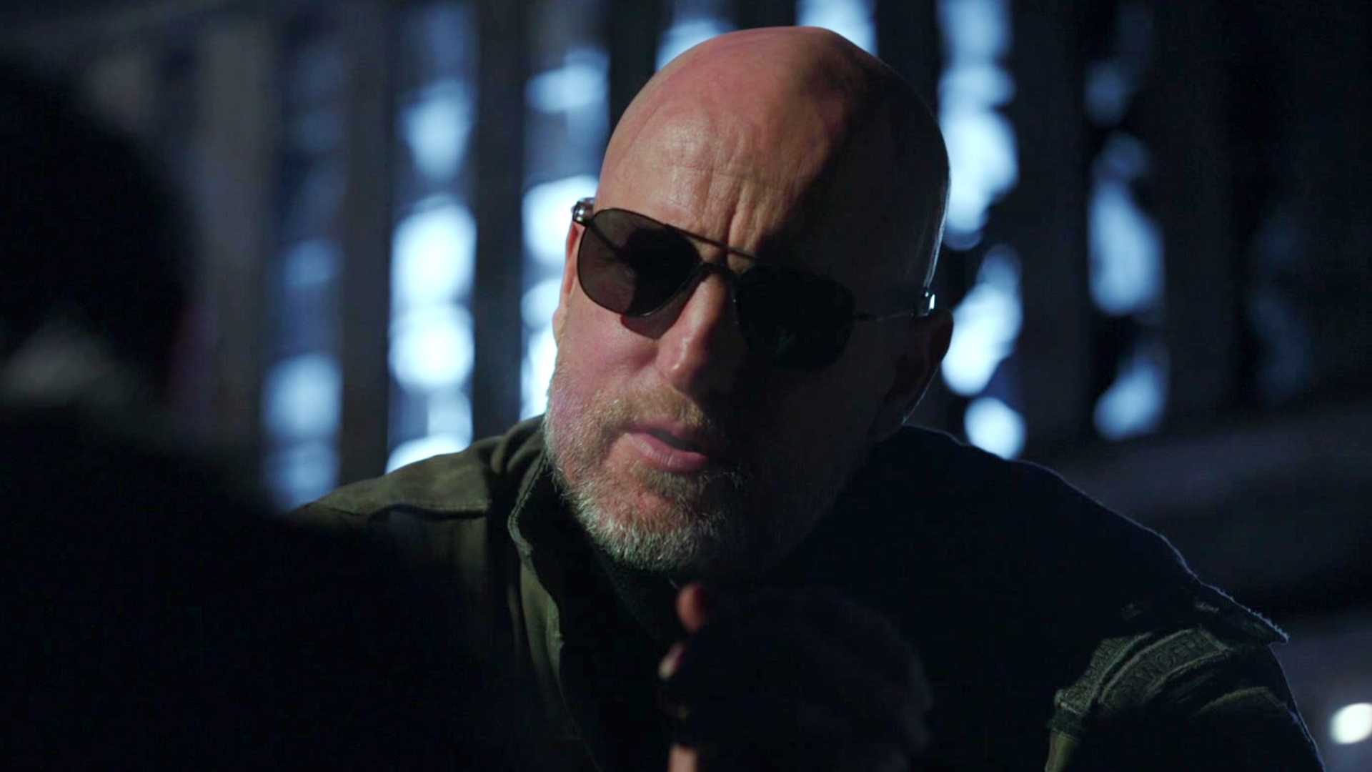 woody-harrelson-talking-to-cesar-in-war-for-the-planet-of-the-apes Disney’s $2B Post-Apocalypse Franchise Is Entering A New Streaming Era In 2 Weeks