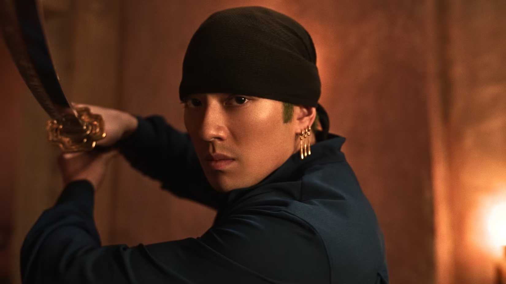 One Piece Season 2's 10 Most Powerful Characters, Ranked 1 Zoro leveling his sword in One Piece season 2