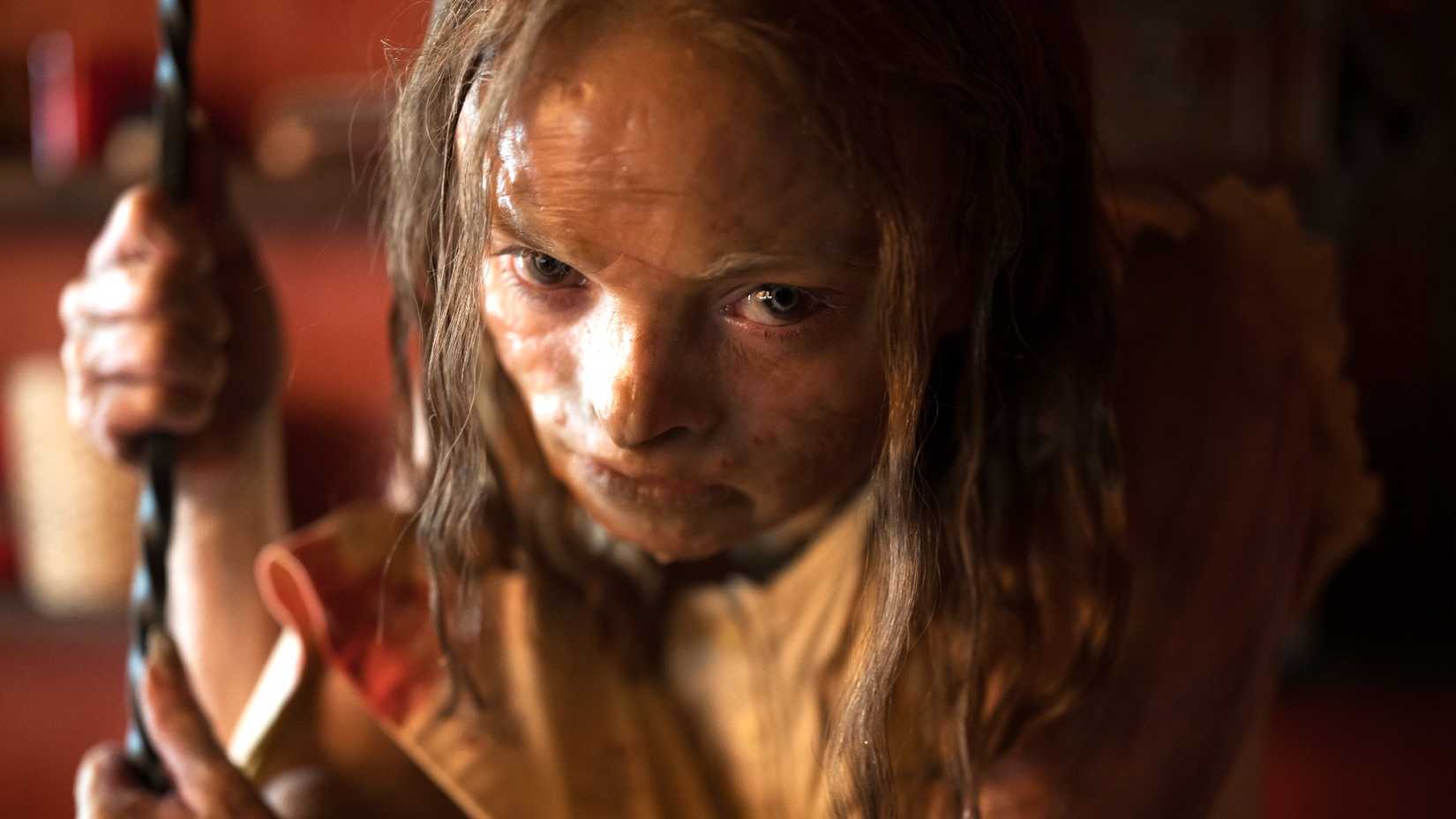 Uma garota assustadora em The Mummy de Lee Cronin