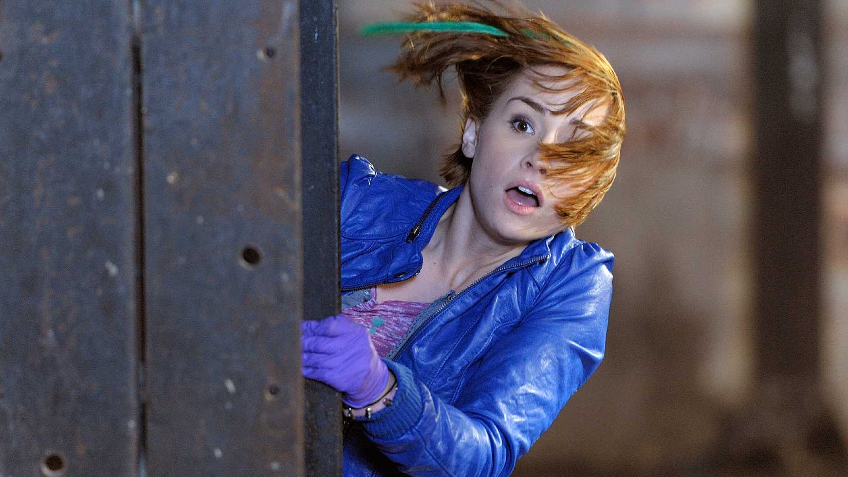 Allison Scagliotti as Claudia Donovan in season 2 of Warehouse 13