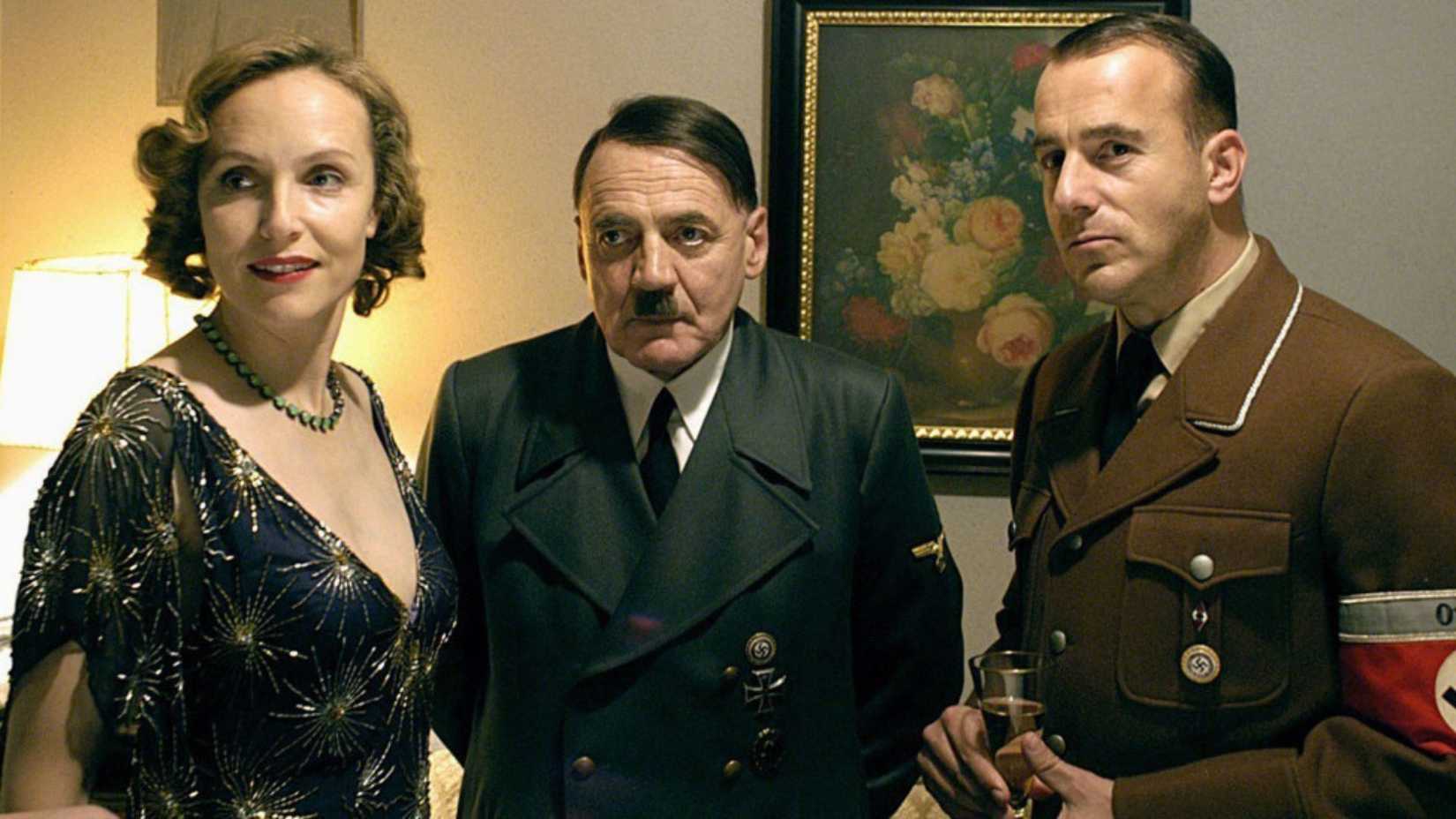 Bruno Ganz como Adolf Hitler em A Queda